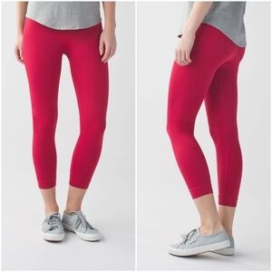 Lululemon Zone In Crop size 6 NWT